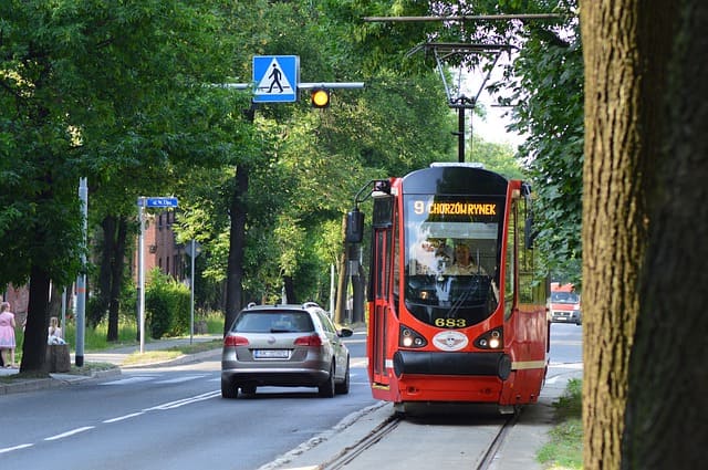 tram-4572899_640.jpg
